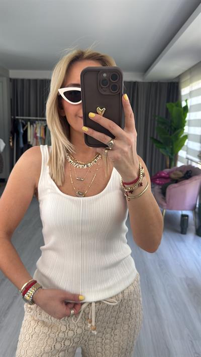 Dilvin Fitilli Tiril Dokulu Beyaz Triko Bluz