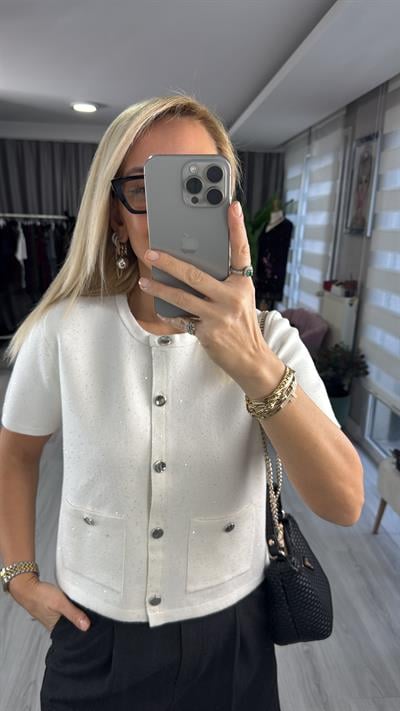 Dilvin Kendinden Simli Pullu Düğmeli Ekru Triko Hırka