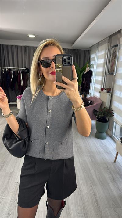 Dilvin Kendinden Simli Pullu Düğmeli Gri Triko Hırka