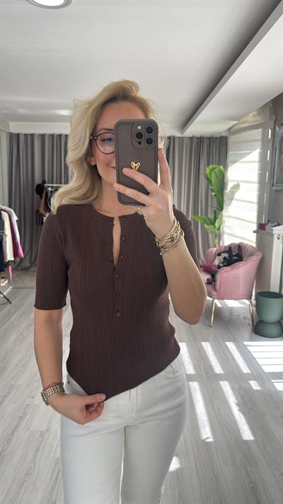 Dilvin Kısa Kollu Fitilli Acı Kahve Triko Bluz