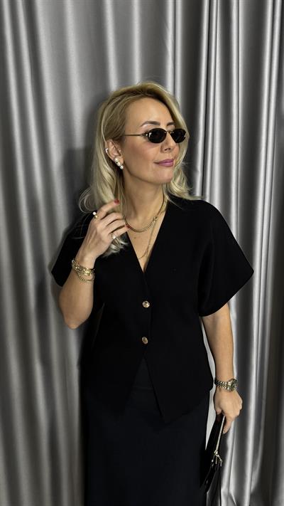 Dilvin V Yaka Gold Düğmeli Siyah Triko Hırka