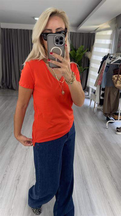 Dilvin V Yaka Pamuklu Kırmızı Tişört