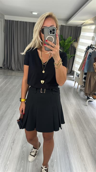 Dilvin V Yaka Pamuklu Siyah Tişört