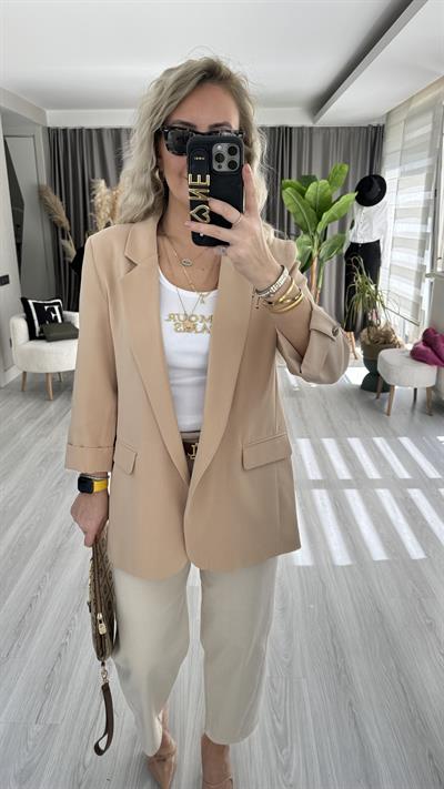 DOUBLE KOL DETAYLI BEJ CEKET