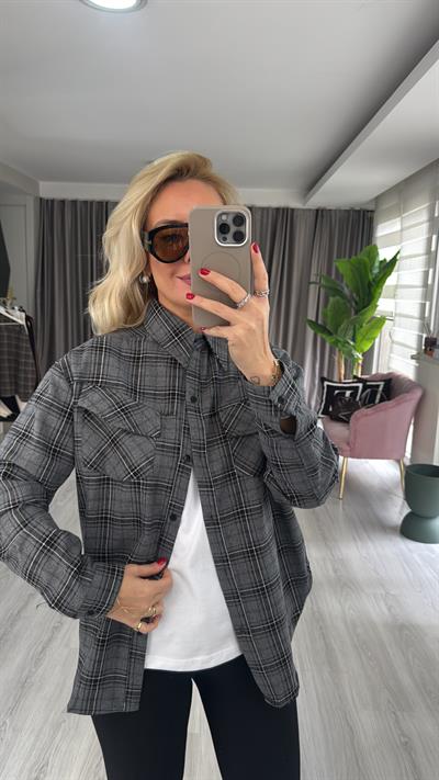 Ekose Desenli Gri Gömlek 