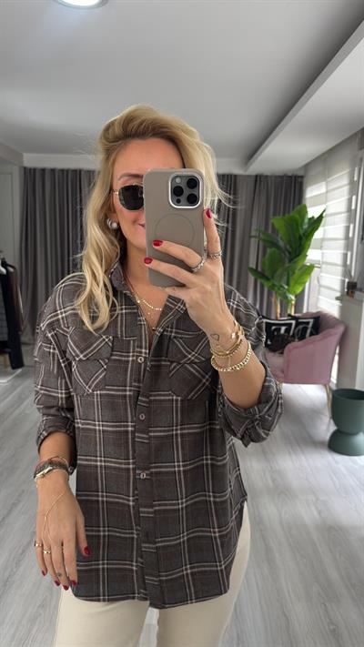 Ekose Desenli Kahve Gömlek 