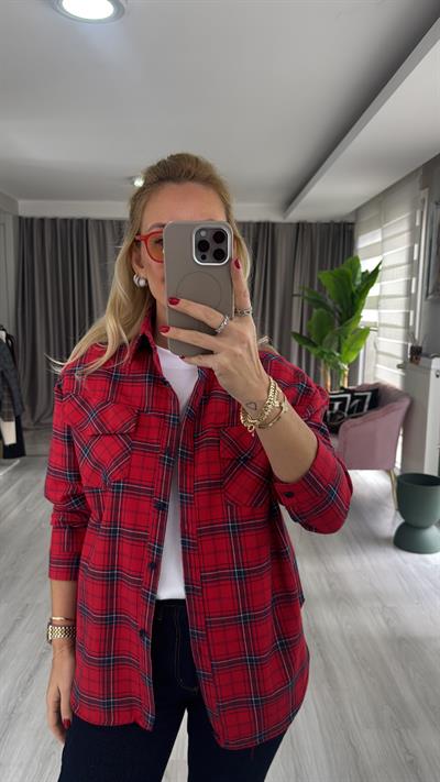 Ekose Desenli Kırmızı Gömlek 