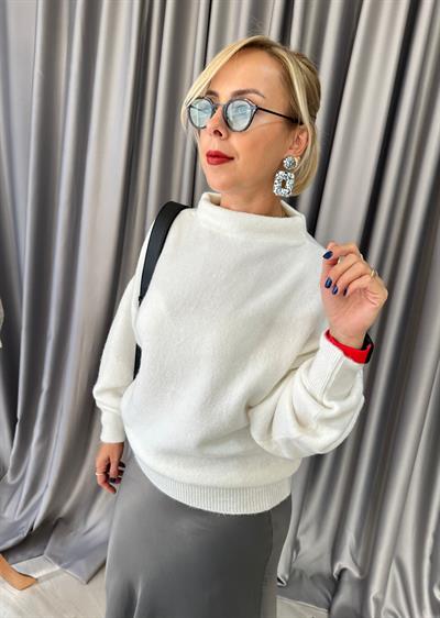 Ekru Dik Yaka Basic Kazak