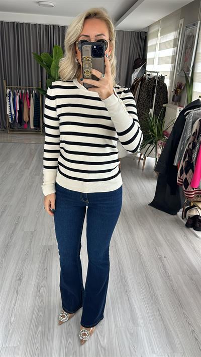 EKRU/SİYAH BİSİKLET YAKA ÇİZGİLİ KOLU DROPLU TRİKO