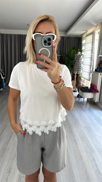 ETEK UCU DANTEL DETAYLI EKRU TİŞÖRT