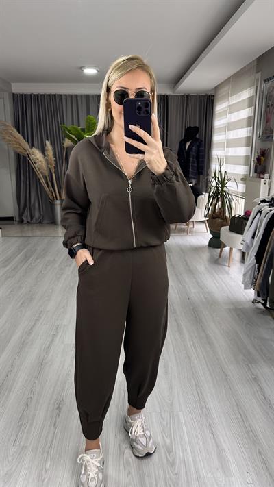 FERMUARLI MODAL KUMAŞ KAHVERENGİ EŞOFMAN TAKIMI