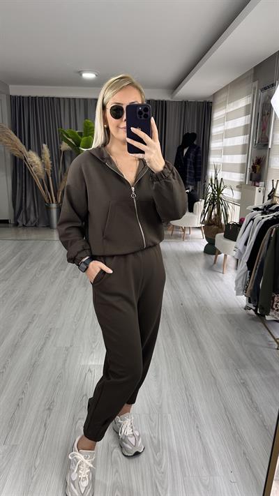 FERMUARLI MODAL KUMAŞ KAHVERENGİ EŞOFMAN TAKIMI