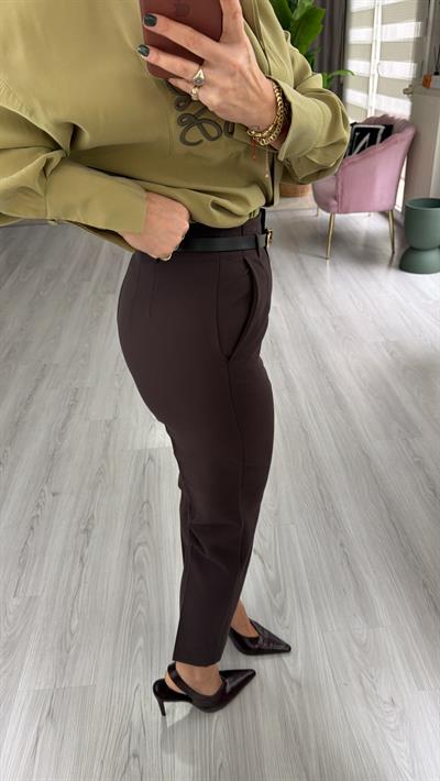 Flatolu Kemerli Acı Kahve Pantolon