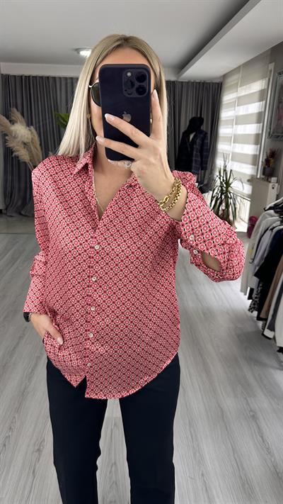 GEOMETRİK DESENLİ PEMBE GÖMLEK