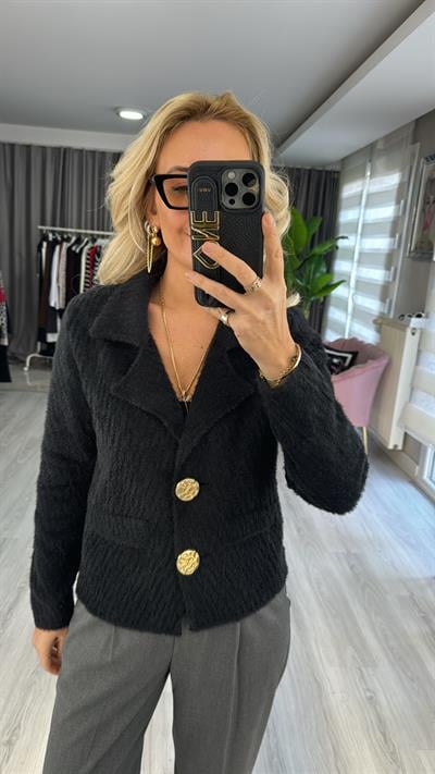 Gold Düğme Detaylı Zigzag Desen Siyah Triko Hırka