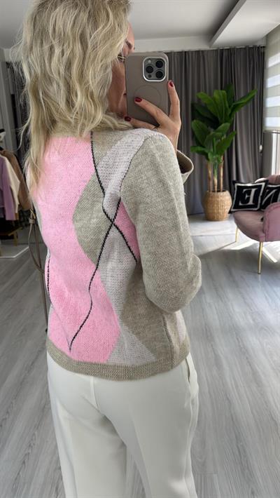 Gold Düğmeli Bej Pembe Triko Hırka