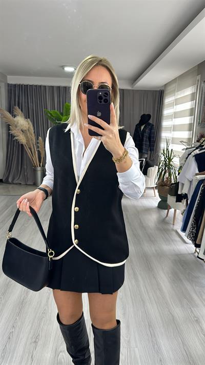 GOLD DÜĞMELİ BEYAZ BİYELİ SİYAH TRİKO YELEK
