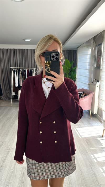 Gold Düğmeli Bordo Triko Ceket