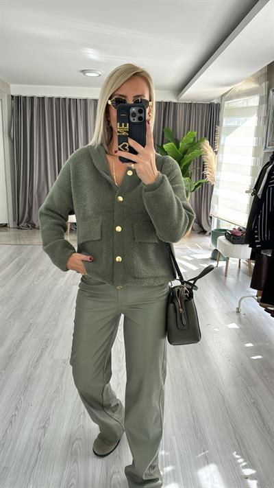 Gold Düğmeli Kapişonlu Haki Triko Ceket