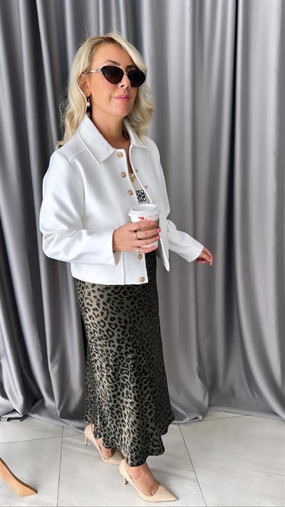 GOLD DÜĞMELİ, KAŞMİR DOKUDA, KAŞE, GOLD DÜĞMELİ, BEYAZ CEKET