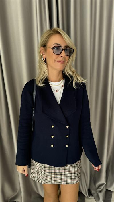 Gold Düğmeli Lacivert Triko Ceket