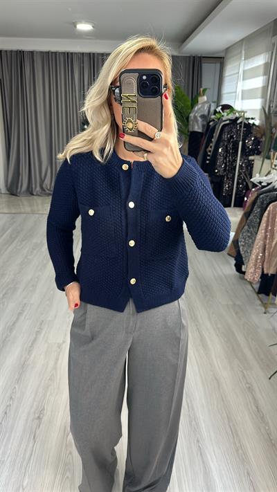 GOLD DÜĞMELİ LACİVERT TRİKO HIRKA