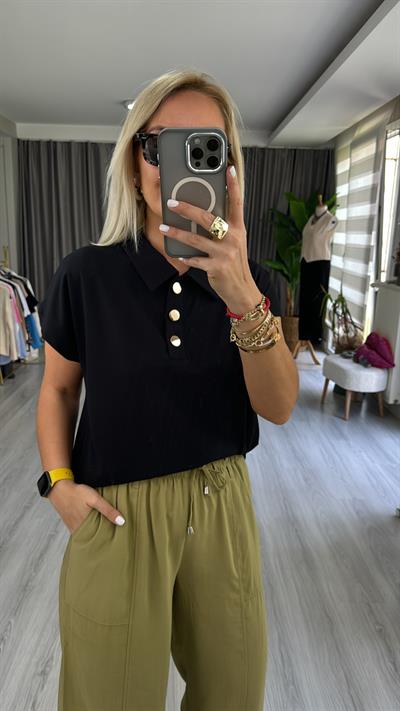 GOLD DÜĞMELİ MODAL SİYAH BLUZ