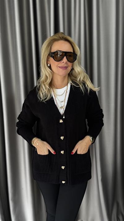 Gold Düğmeli Önden Cep Detaylı Siyah Triko