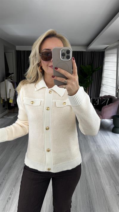 Gold Düğmeli Tok Doku Kemik Krem Triko Hırka