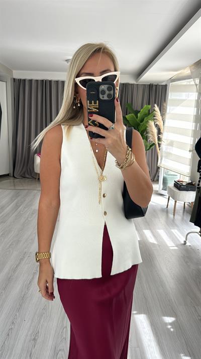 Gold Düğmeli, V Yaka, EkruTriko Yelek