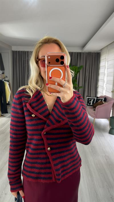 Gold Düğmeli Yaka Detaylı Lacivert Çizgili Bordo Triko