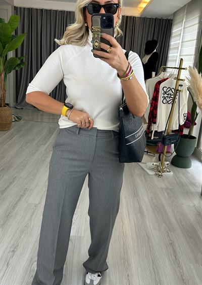 Gri Rahat Kesim Kumaş Pantolon