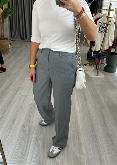 Gri Rahat Kesim Kumaş Pantolon