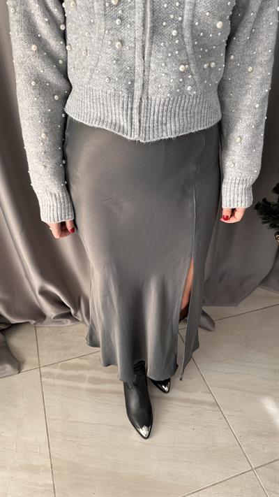 GRİ YIRTMAÇLI SATEN ETEK