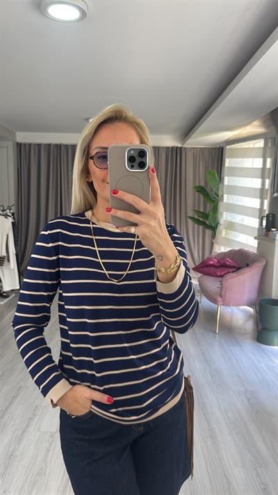 İpek Dokuda Bej Çizgili Lacivert Merserize Triko