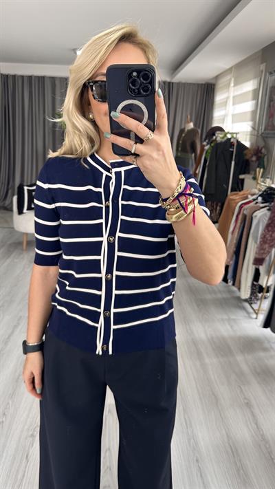 İPEK DOKUDA LACİVERT ÇİZGİLİ TRİKO