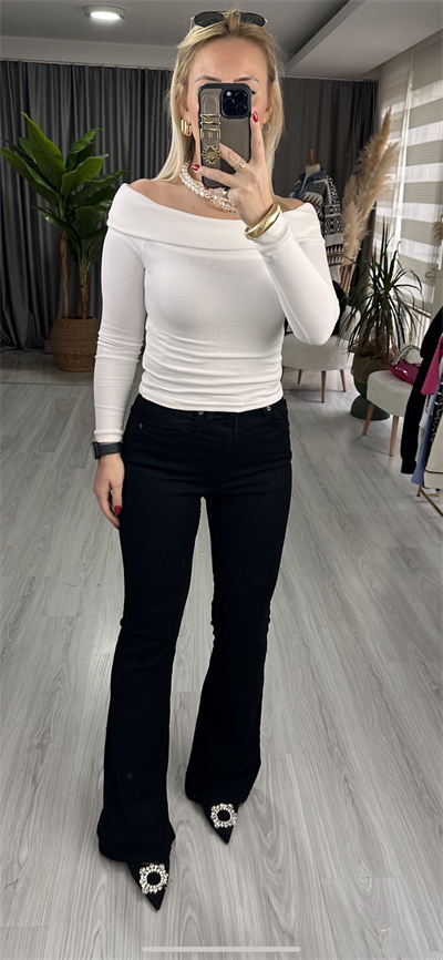 İSPANYOL PAÇA SİYAH JEAN 