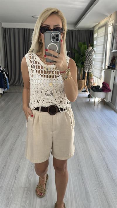 KAHVERENGİ KEMERLİ ŞEHİR BOY KETEN BEJ ŞORT