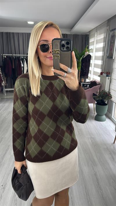 Kahverengi Yeşil Baklava Desen Triko Kazak