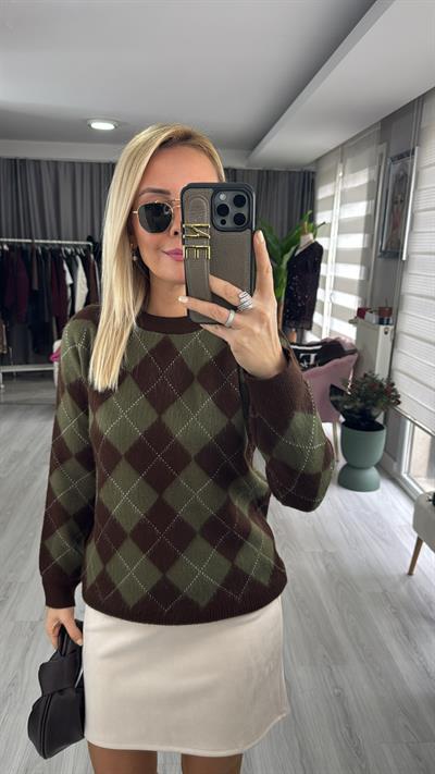 Kahverengi Yeşil Baklava Desen Triko Kazak