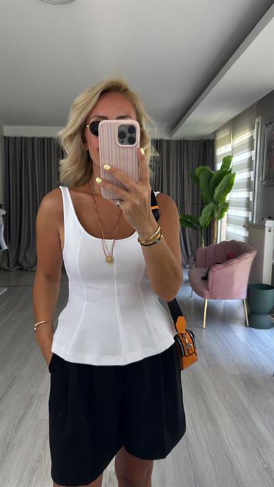 Kalın Askılı Peplum Beyaz Dilvin Bluz
