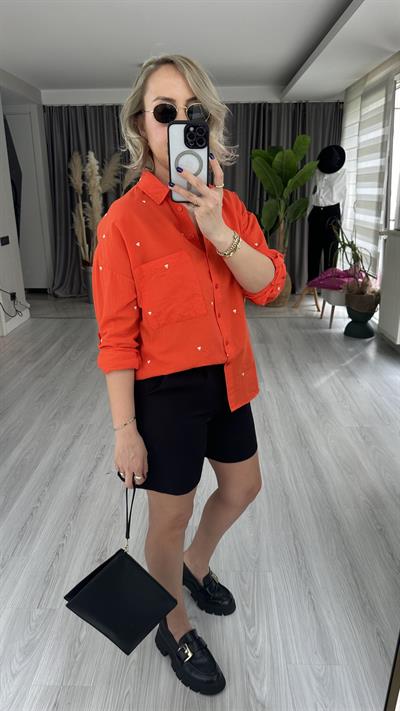 KALP İŞLEMELİ TURUNCU KOTON GÖMLEK