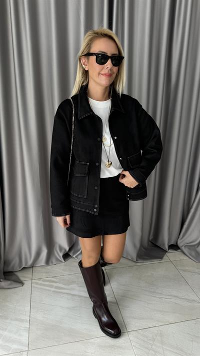 Kapak Cepli Çıtçıt Düğmeli Siyah Süet Ceket