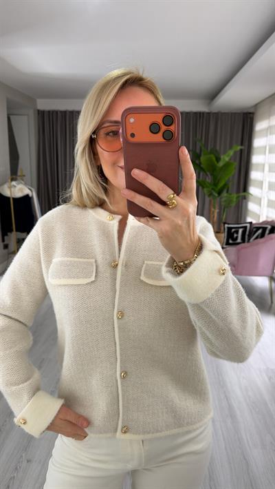 Kapak Cepli Sakallı Ekru Premium Triko Ceket