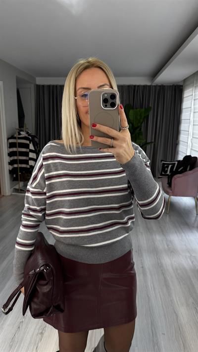 Kayık Yaka Bordo Çizgili Gri Triko
