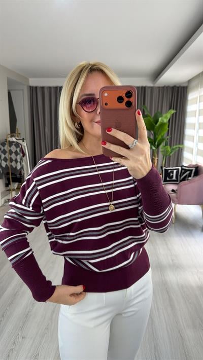 Kayık Yaka Gri Çizgili Bordo Triko