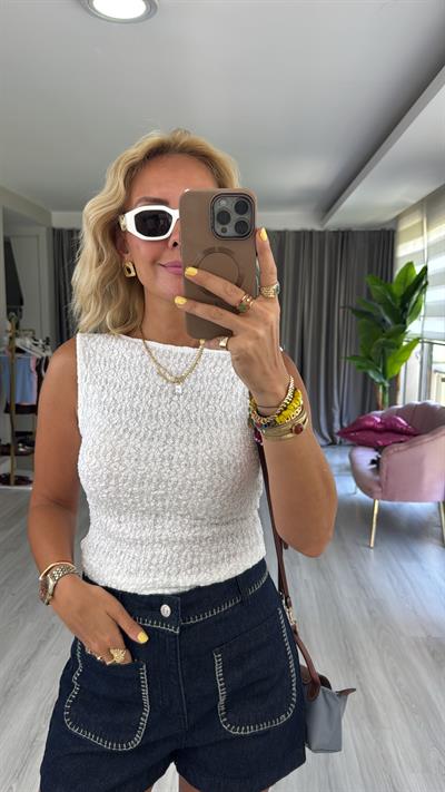 Kayık Yaka Ekru Dantel Bluz