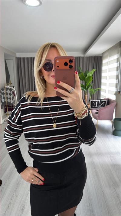 Kayık Yaka Kahve Çizgili Siyah Triko