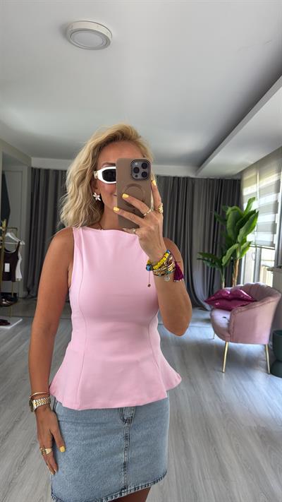 Kayık Yaka Peplum Toz Pembe Dilvin Bluz