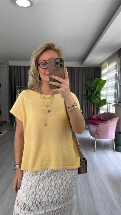Kayık Yaka Sarı Merserize Triko